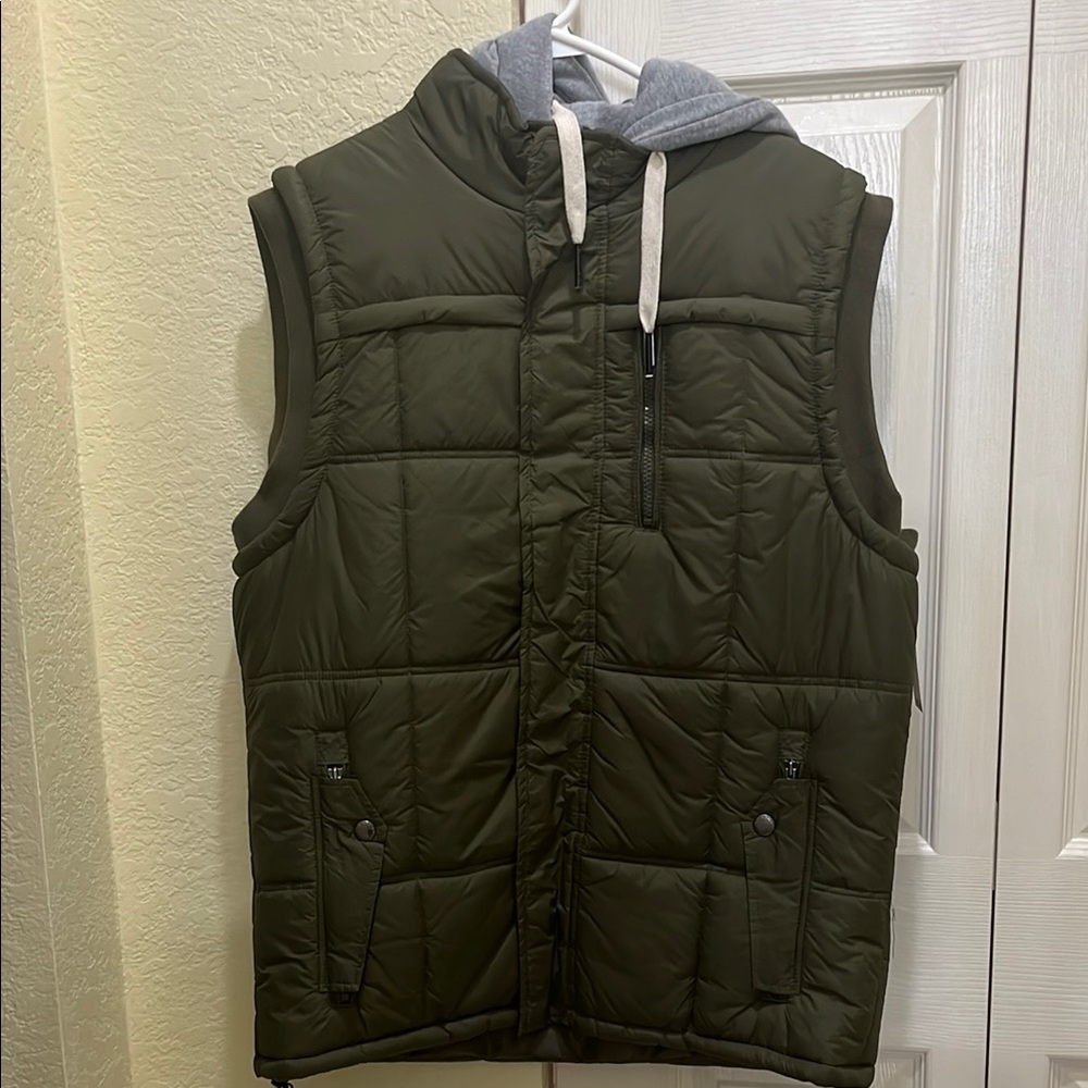 Brand New, With Tags i jeans by Buffalo Green Quilted Hooded Vest!